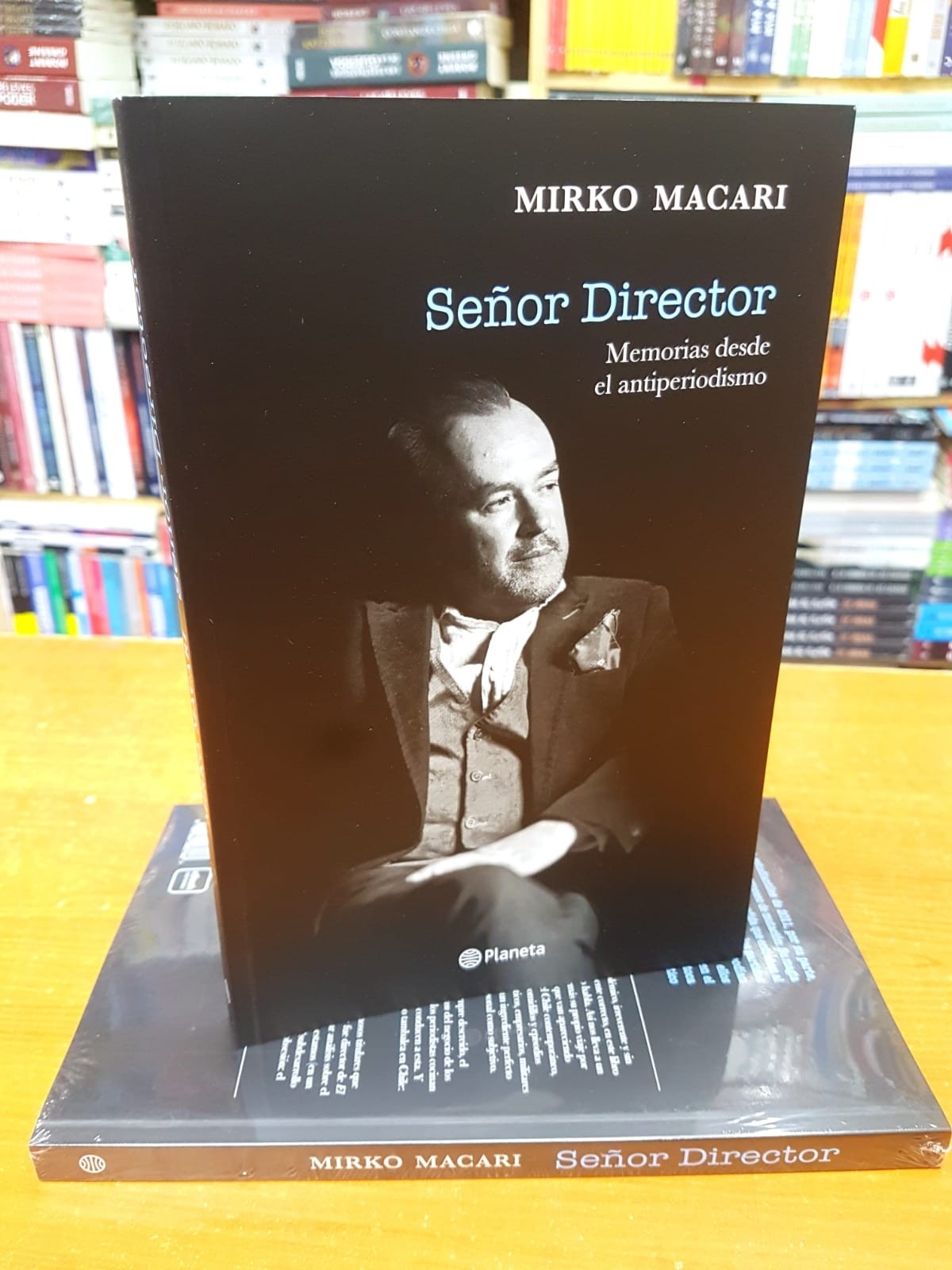 Señor Director. Memorias desde el antiperiodismo. Mirko Macari.