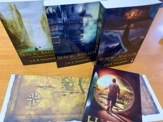 Estuche Tolkien (El Hobbit, La Comunidad Del Anillo, Las Dos Torres, El Retorno Del Rey + Mapa)